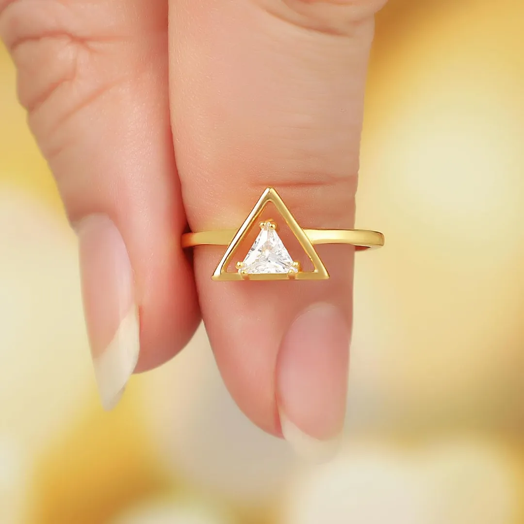 /public/photos/live/trilion cut ring (1).webp